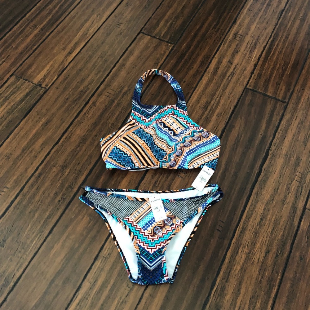 NWT Neck Halter Bikini Top and Bottom